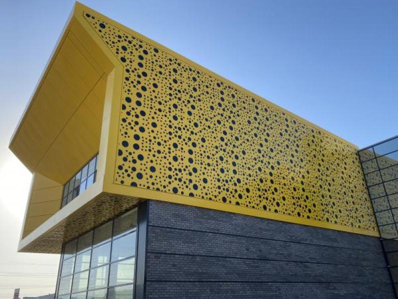 בניין משרדים ,כפר סבא