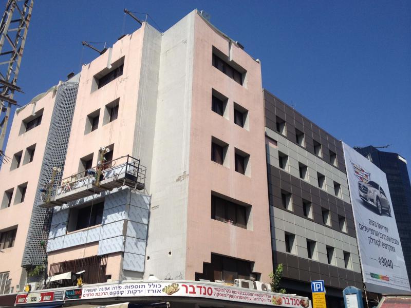 יגאל אלון - בניין משרדים