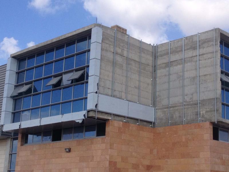 מפעל ברקן ,אריאל